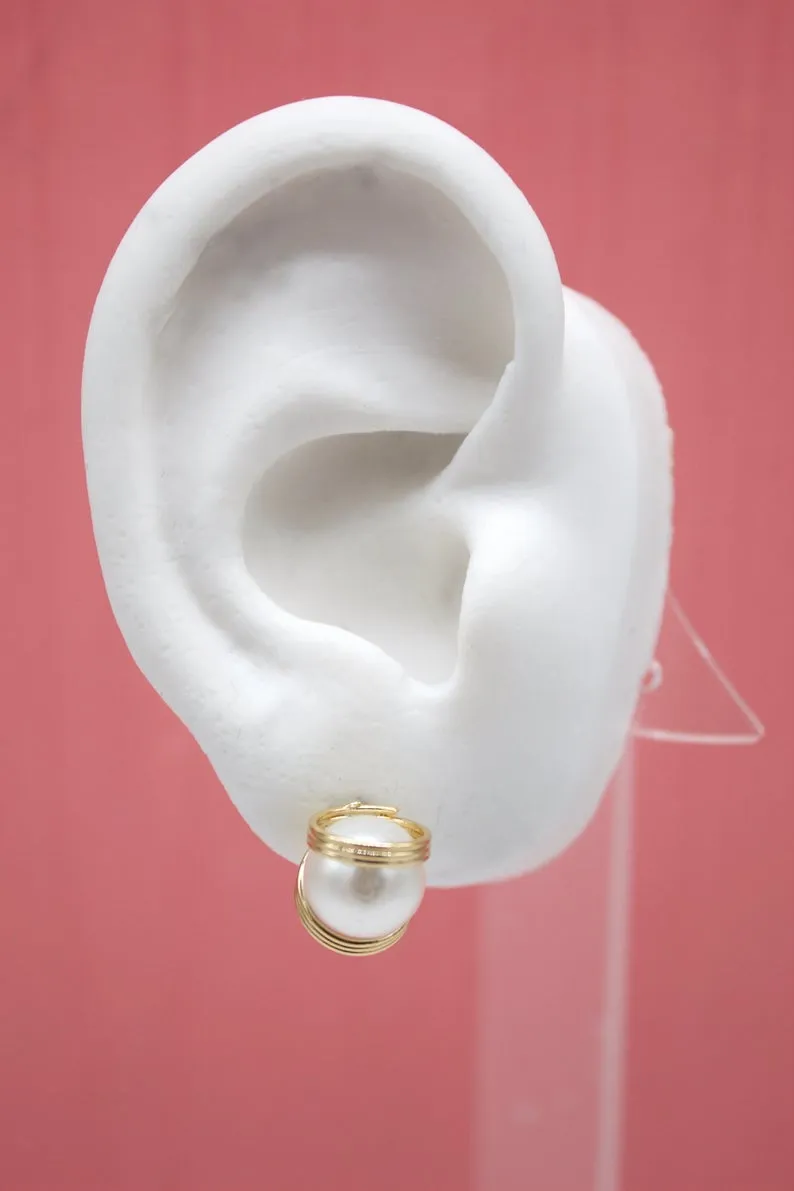 18K Gold Filled Pearl Stud Earrings With Golden Rings