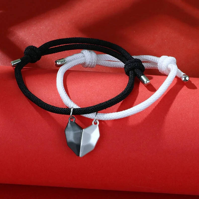 1Pair Magnetic Couple Necklace For Lovers Gothic Punk Heart