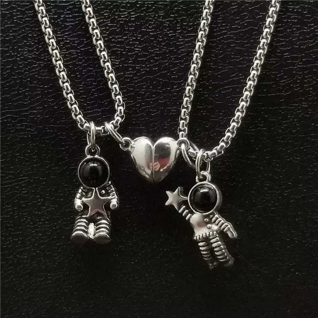 1Pair Magnetic Couple Necklace For Lovers Gothic Punk Heart
