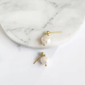 Baroque natural pearl earrings