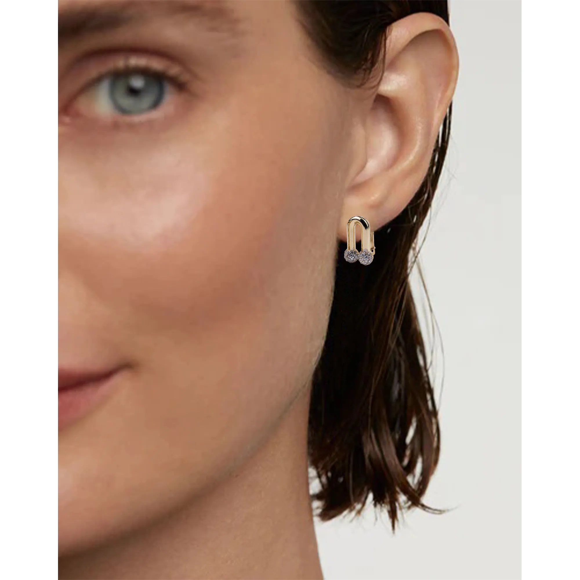 Dazzling Link Earrings