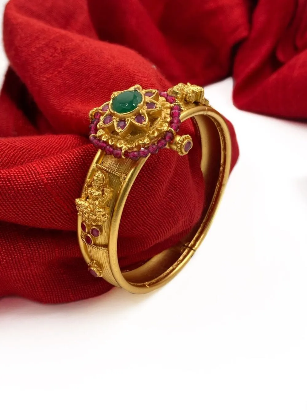 Designer Gold Plated Openable Antique Golden Kada Bracelet For Ladies By Gehna Shop