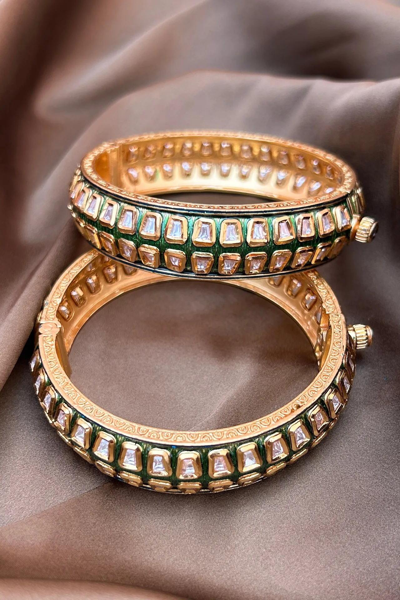 Designer Gold Plated Royal Kundan Openable Bracelet (D181)