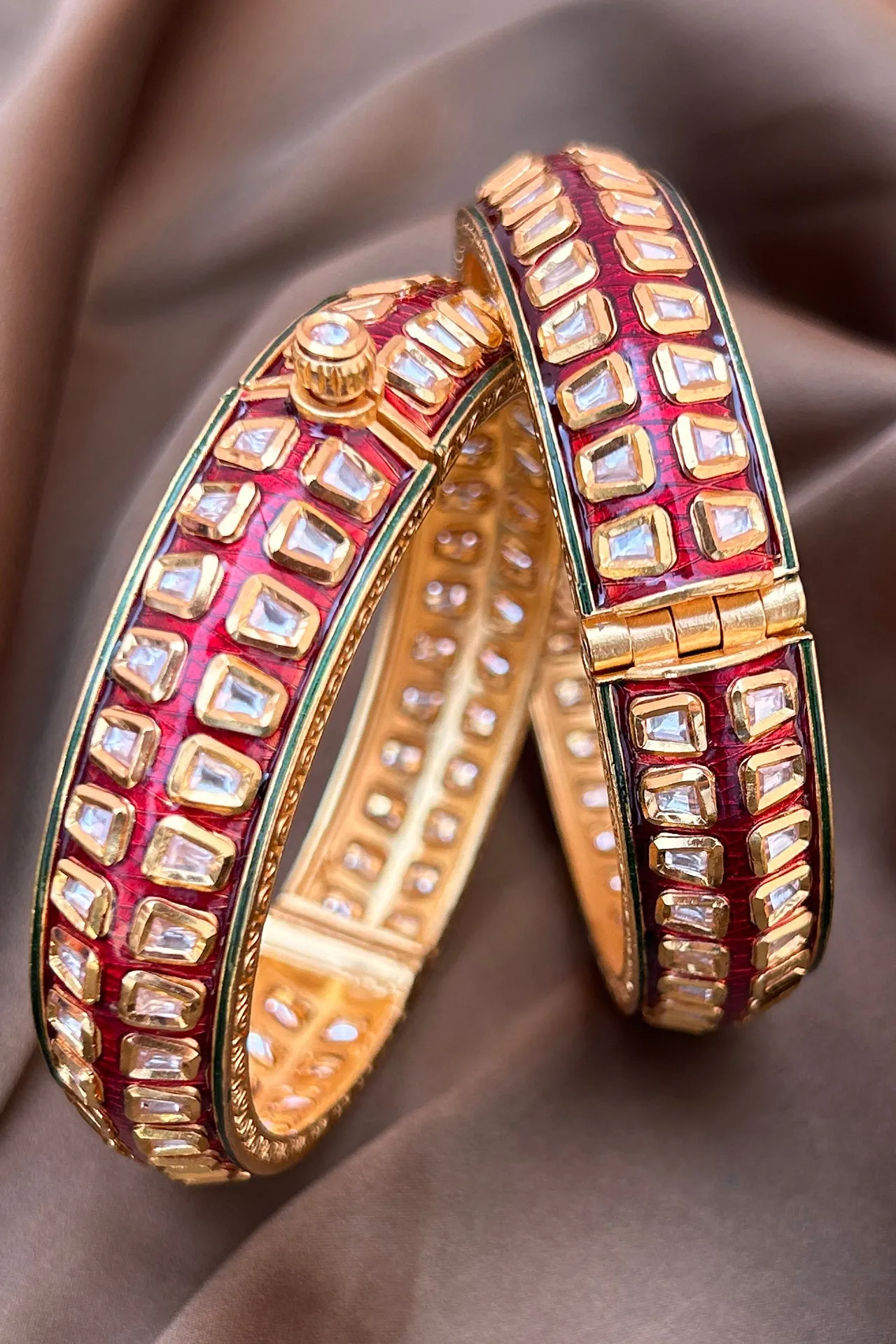 Designer Gold Plated Royal Kundan Openable Bracelet (D181)