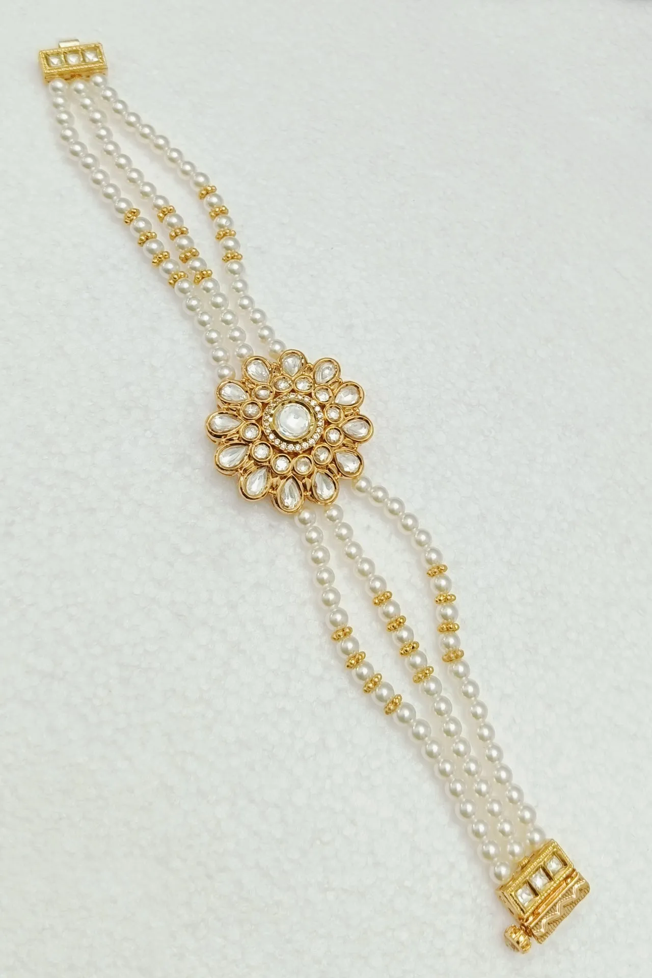 Designer Gold Plated Royal Kundan Openable Bracelet (D199)
