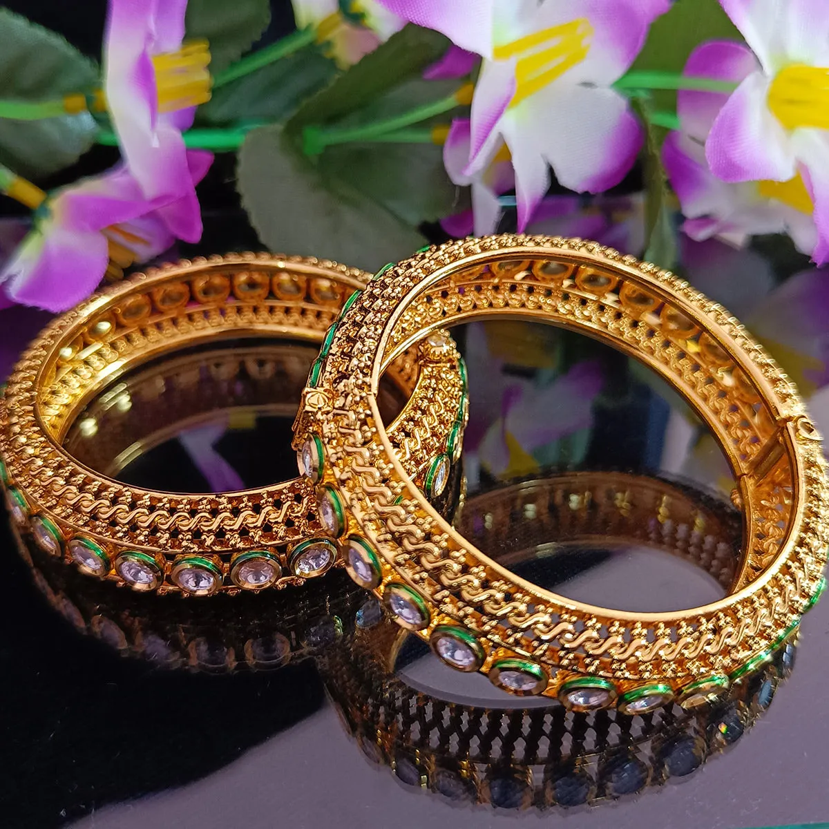 Designer Gold Plated Royal Kundan Openable Bracelet (Design 112)