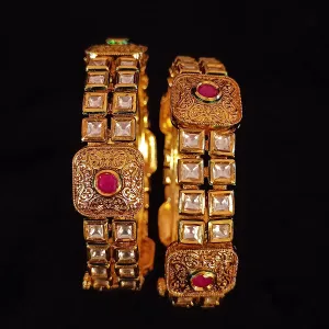 Designer Gold Plated Royal Kundan Openable Bracelet (Design 123)