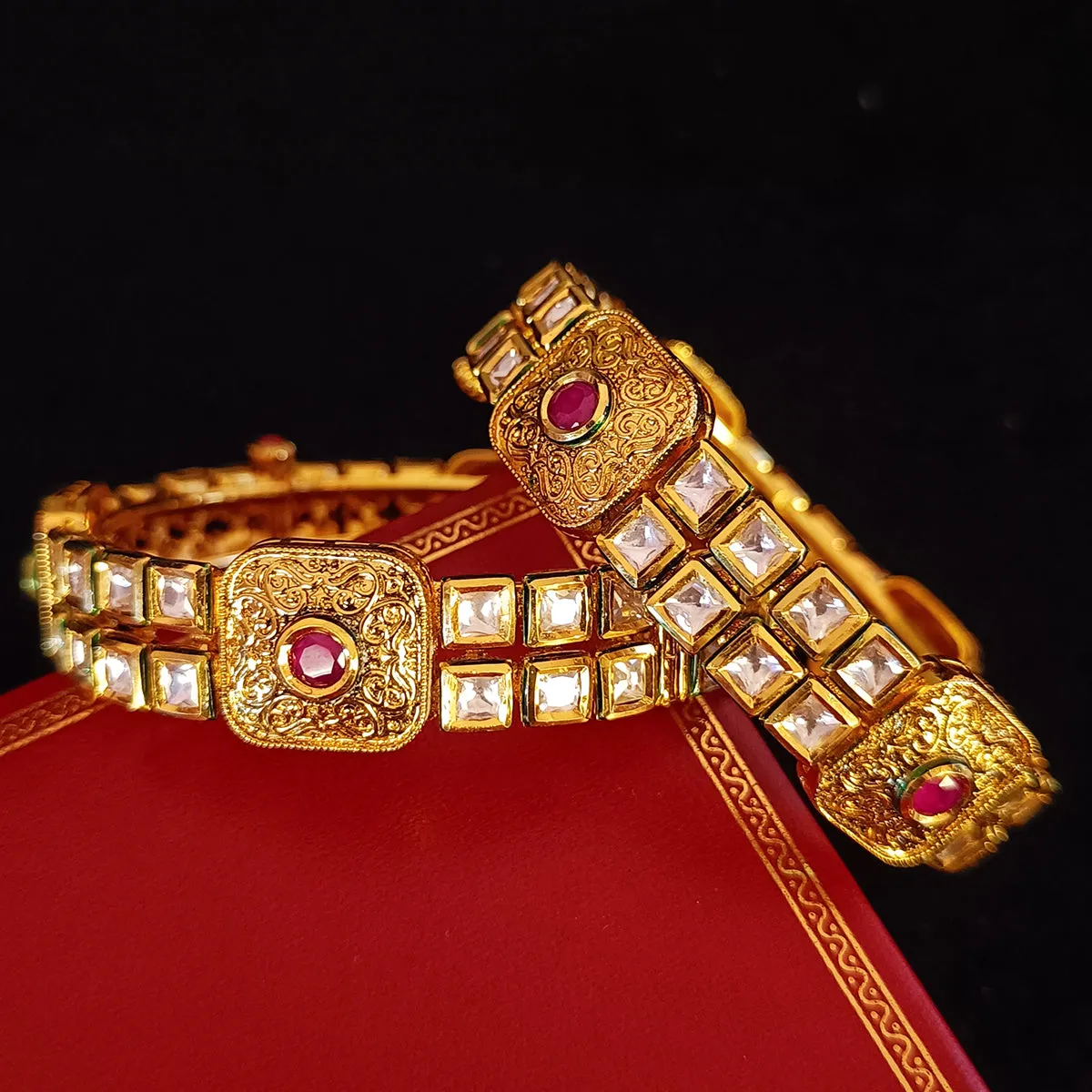 Designer Gold Plated Royal Kundan Openable Bracelet (Design 123)