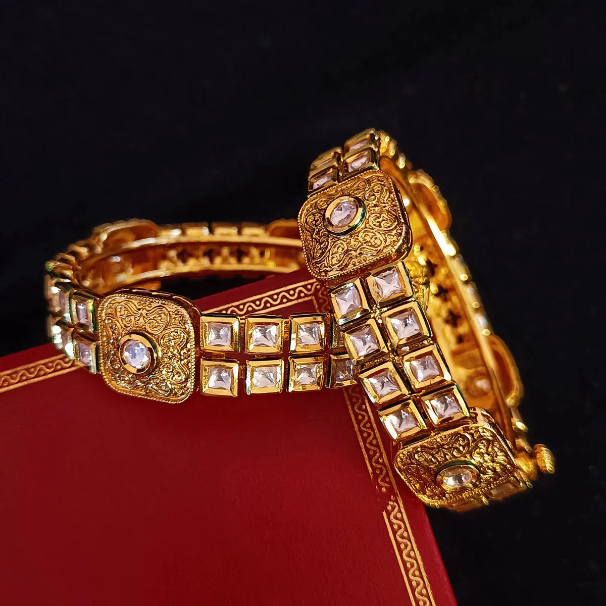 Designer Gold Plated Royal Kundan Openable Bracelet (Design 123)