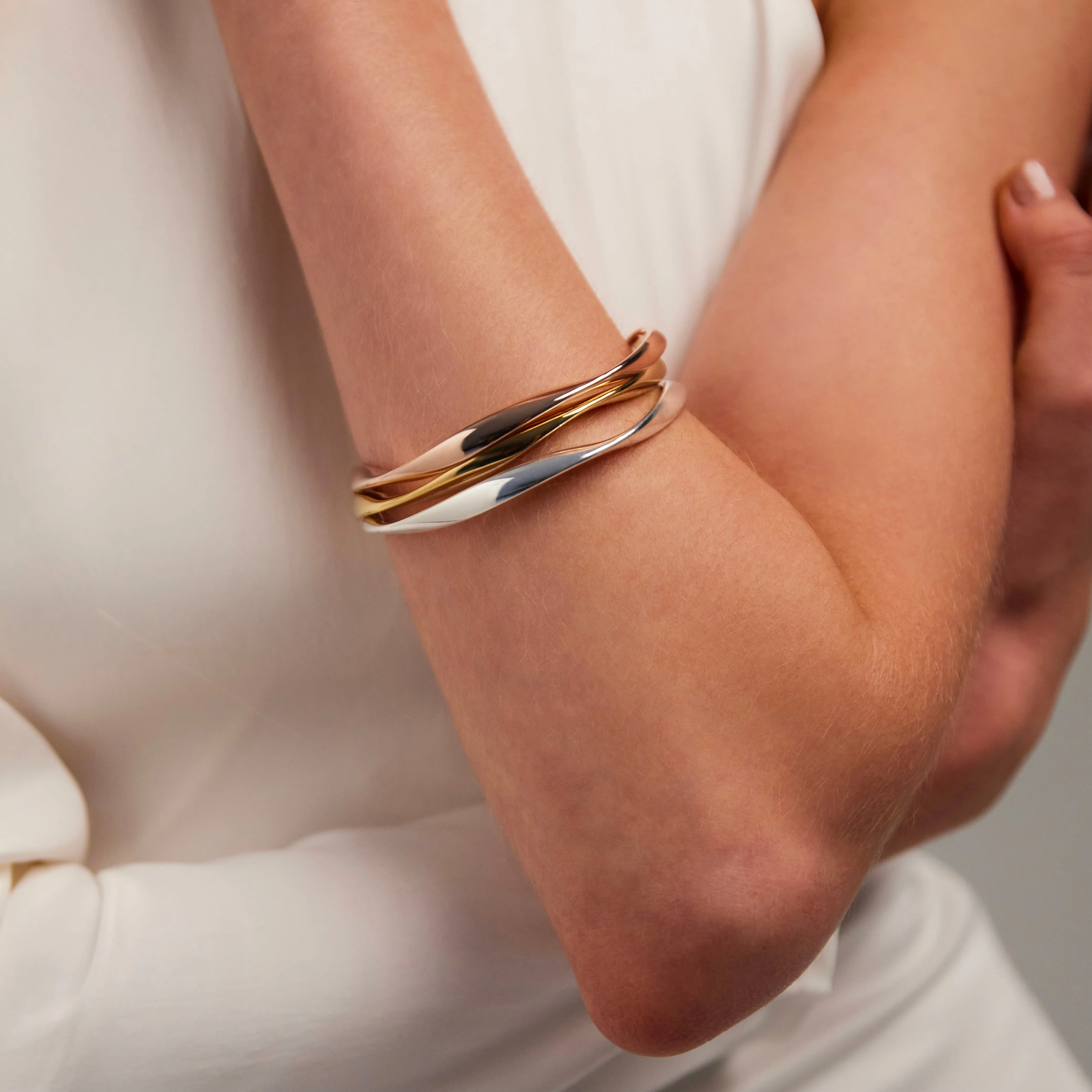 Large Garden of Eden Bangle (65mm)
