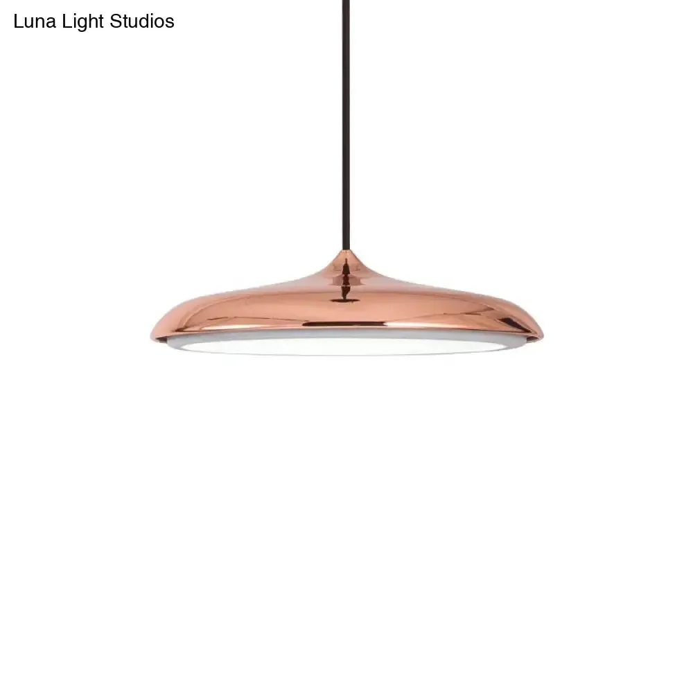 Metal Flying Saucer Shaped Pendulum Light