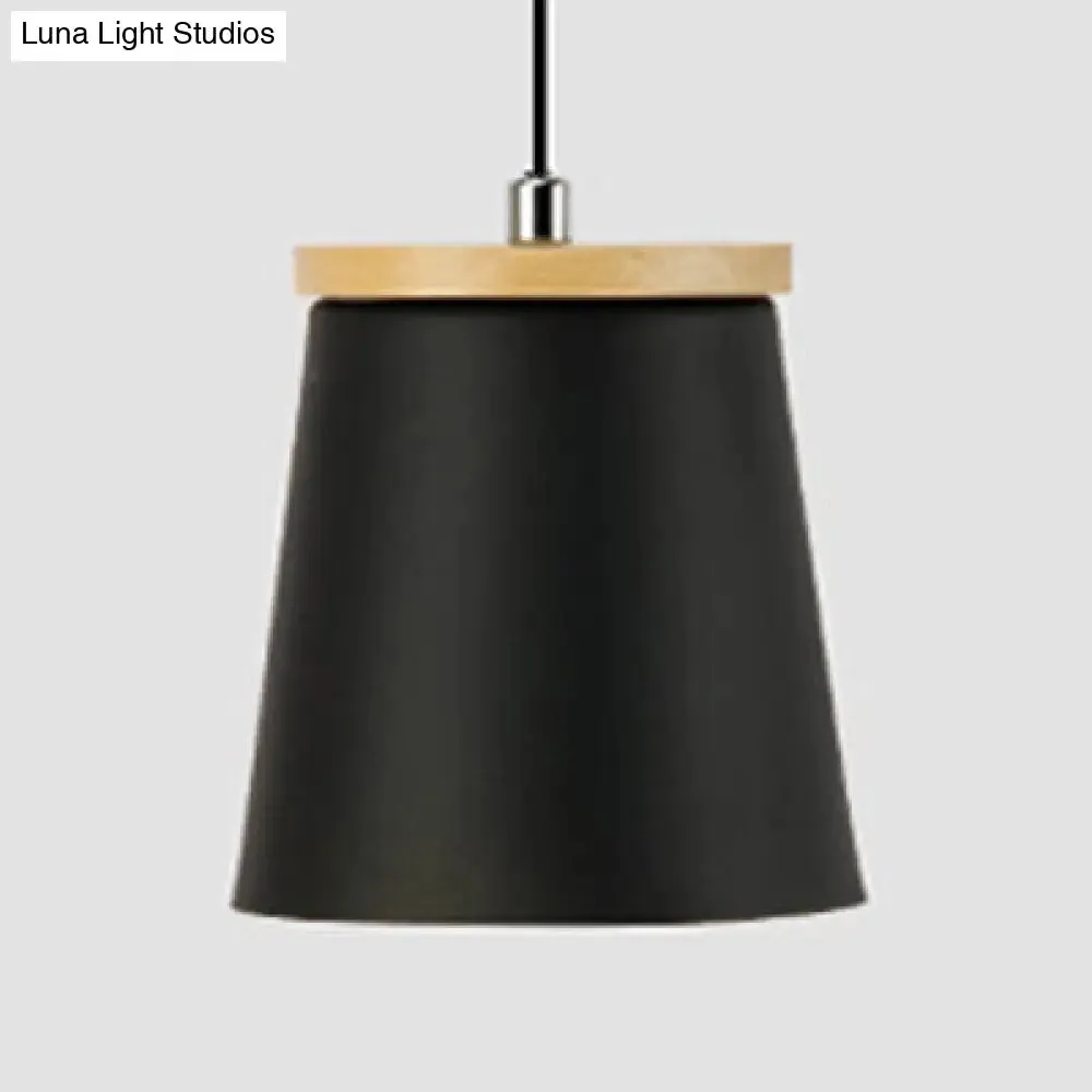 Nordic Style Metal Pendant Light for Balcony and Hallway with Tapered Shade