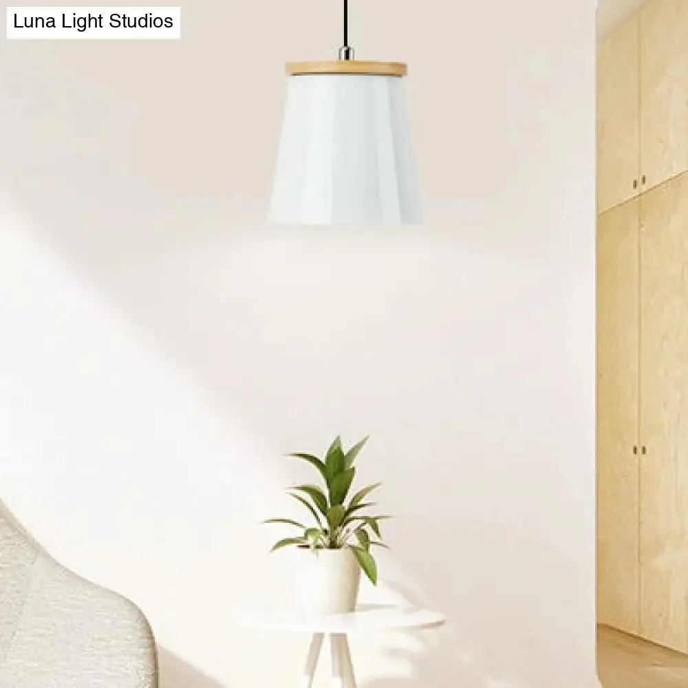 Nordic Style Metal Pendant Light for Balcony and Hallway with Tapered Shade