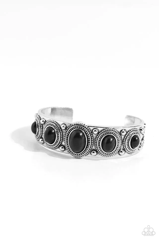 Paparazzi Mesa Mystery - Black bracelet