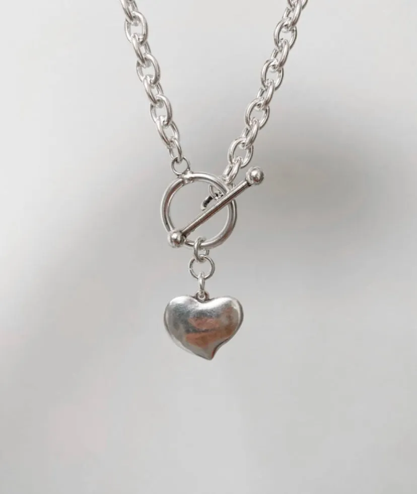 Puffed Heart Statement Choker