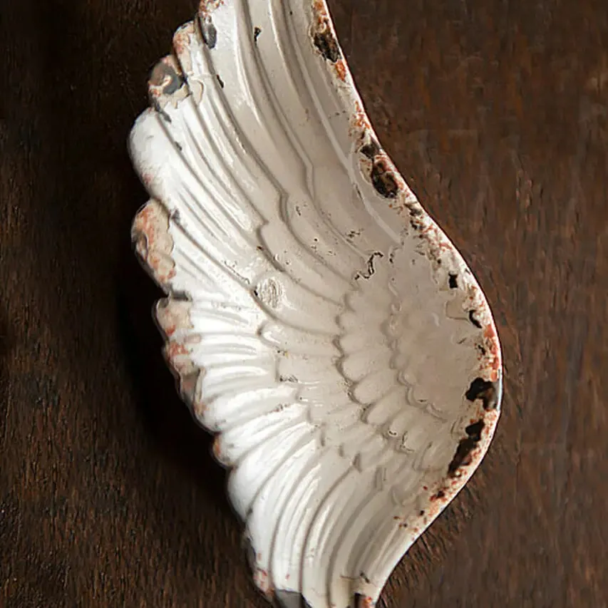 Rustic White Iron Wing Tray